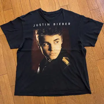 2013 Justin Bieber believe tour tee L