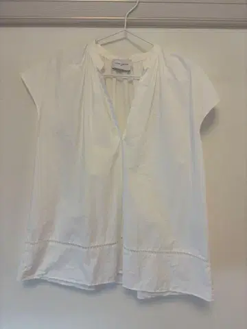 UNITED ARROWS 화이트 슬리브리스 셔츠