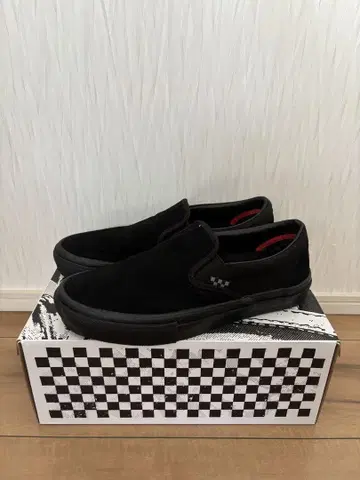 Vans 스웨이드 블랙 슬립온