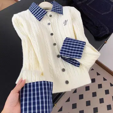 아이보리 체크 무늬 가디건