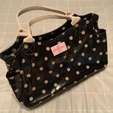 Cath Kidston 핸드백 휴업 중