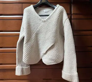 FRAY I.D 니트 상의