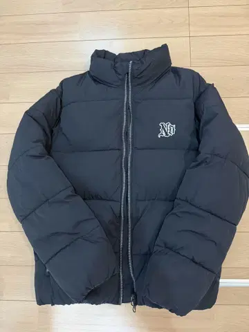 내스티독 자켓