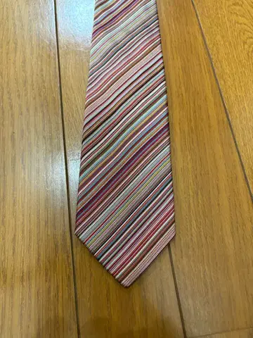 폴 스미스 스트라이프 넥타이