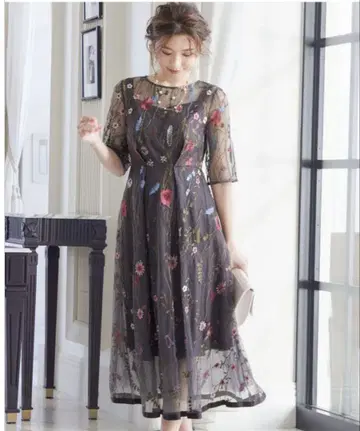 [ 새상품급 ] 꽃무늬 자수 롱 원피스 결혼식