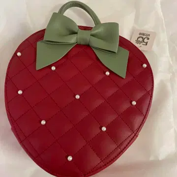 최저가 딸기 신문 메종 드 플뢰르 숄더백 산리오 딸기 왕자님