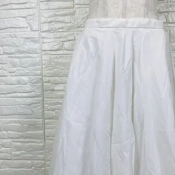 Ballsey 화이트 플레어 스커트 36