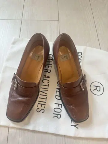 브라운 가죽 로퍼 23cm 일본제