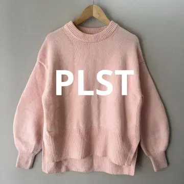 PLST 엑스트라 파인 메리노울 미들 게이지 크루넥 스웨터