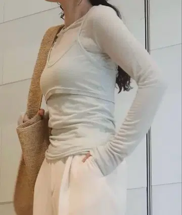 브라 레이어드 티셔츠