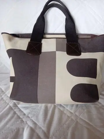 BALLY 토트백
