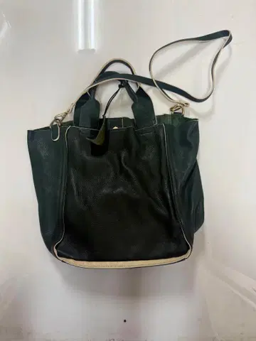 GAP 다크 그린 소가죽 숄더백 미사용품