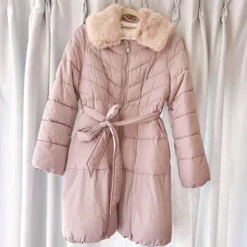 퍼 부착 롱 다운 코트