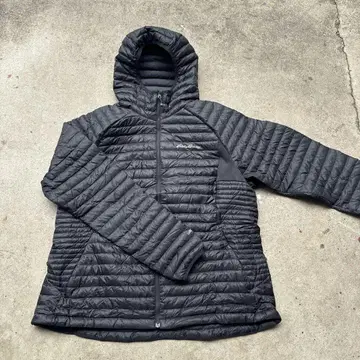 Eddie Bauer ELB800 블랙 다운 자켓