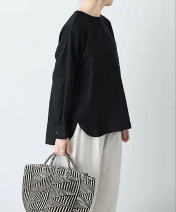 카구레 린넨 크루넥 풀오버