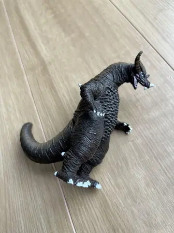 고모라 피규어