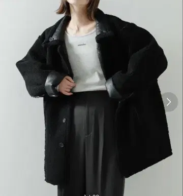 리버서블 가죽 라이크 보아 자켓