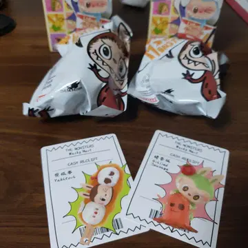 한국 명동 POP MART 구매 THE MONSTERS 피규어 2개 세트