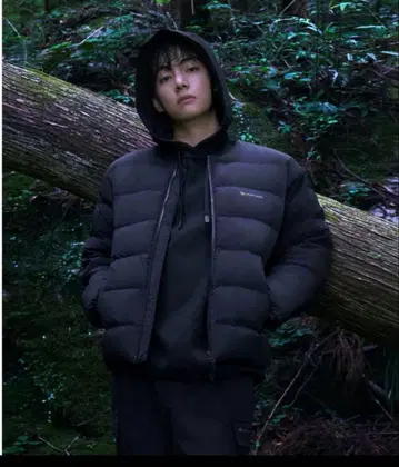 SNOW PEAK BTS V 블랙 다운 자켓