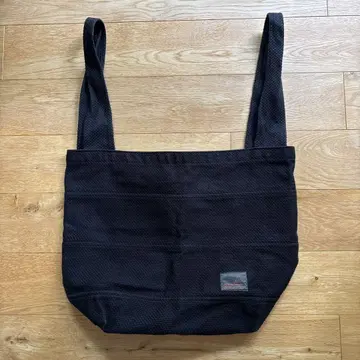 sasicco 블랙 토트백