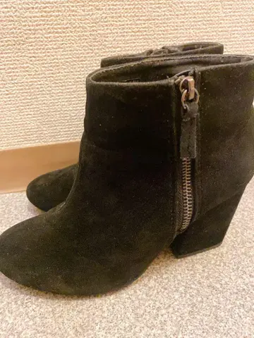 로리즈팜 사이드 고어 부츠 블랙