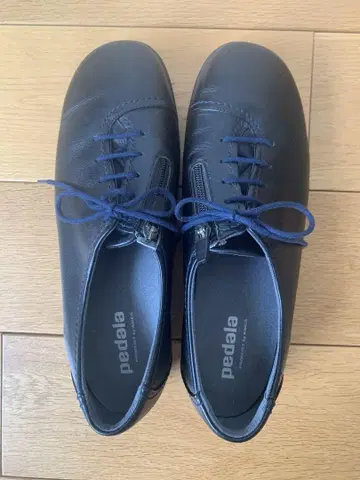 pedala 블랙 레이스업 슈즈