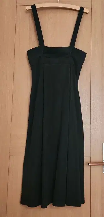 새상품급 ZARA 벨로아 원피스