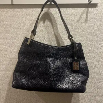 펠레보르사 숄더 토트백 올 가죽 참 로고 네이비