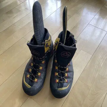 등산화 비브람 밑창 하이컷 La sportiva 라스포르티바