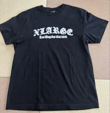 XLARGE 블랙 T셔츠 S사이즈