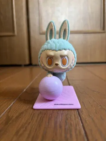 THE MONSTERS Lazy Yoga Labubu 라부부