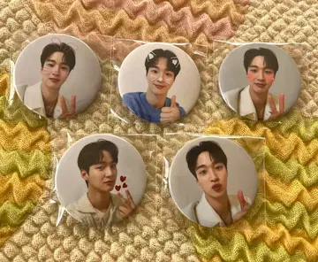 [ 새상품 ] 장동윤 님 핀 배지 5개 세트