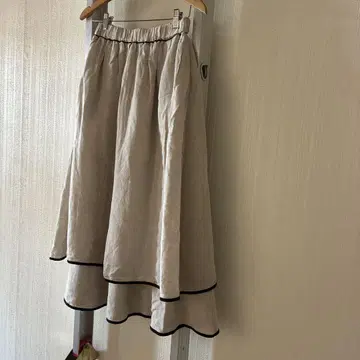 tukuroi 츠쿠로이 아이보리 린넨 롱 스커트 삼밸리