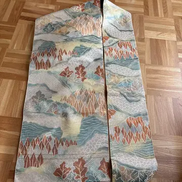 나고야 오비 산과 잎 무늬
