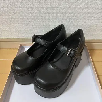 EMODA 청키 메리 제인 슈즈 통굽 M 로퍼