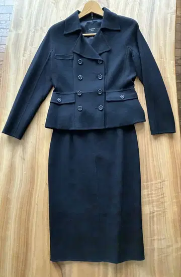 DAMA collection 울 블랙스 수트