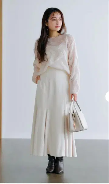 패널 라인 머메이드 스커트