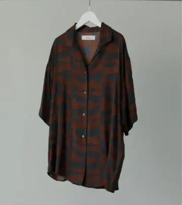 annuke/ Geometric Satin Shirts