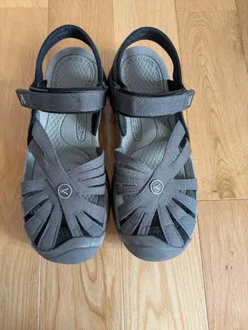 keen 킨 로즈 샌들 23.5cm