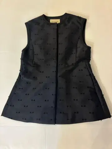 UNITED ARROWS 네이비 슬리브리스 베스트