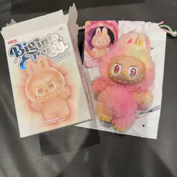 POP MART THE MONSTERS 러브브 LOYALTY