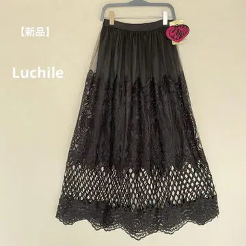 [ 새상품 ] Luchile 레이스 장식 자수 블랙 플레어 롱 스커트