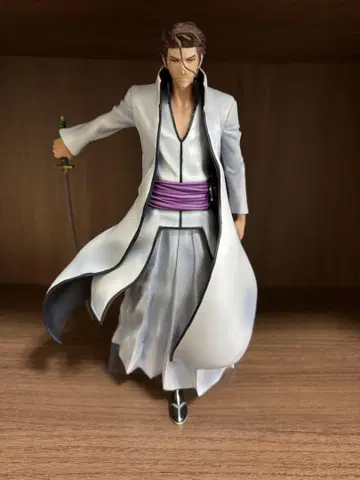 제일복권 BLEACH 20주년 아이젠 소스케 피규어 박스 없음