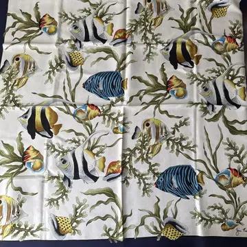 가격 인하 짐 톰슨 JIM THOMPSON 대형 스카프 피쉬 패턴