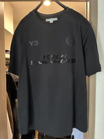 Y-3 블랙 T셔츠 M 사이즈
