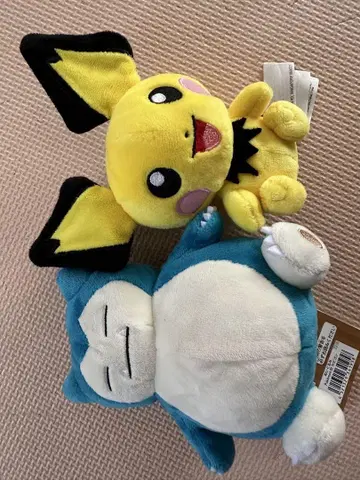 피츄와 카비곤 봉제 인형 세트