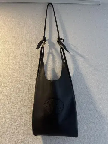 NICENESS LOWE HORSE LEATHER