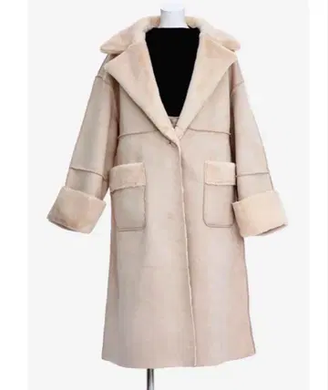 새상품급 클레이미 리버서블 페이크 무스탕 롱 코트 벨트 칸노 유이