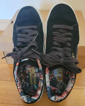 PUMA 블랙스 에이드 스니커즈