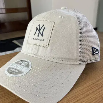Yankees 9TWENTY 화이트 캡